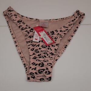 Xhilaration, size XS, ribbed, high leg, scoop waist, cheetah print